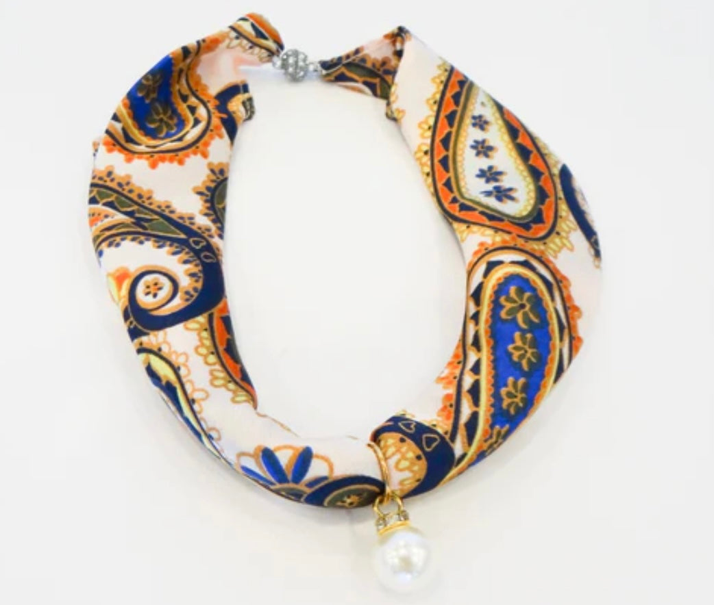 Scarf Necklace Single Charm