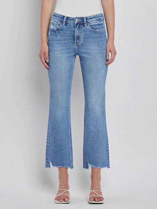 Edgy Kick Crop Jeans